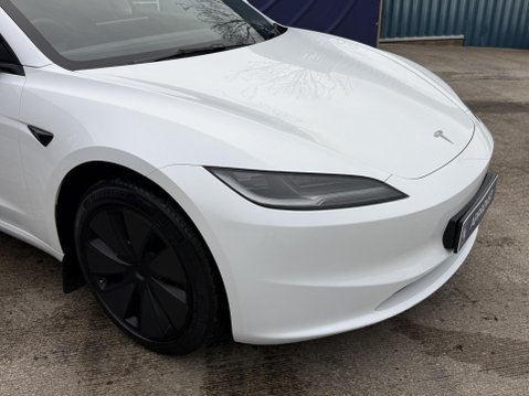 Tesla Model 3 Saloon 4dr Electric Auto RWD (208 ps) 13