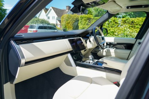 Land Rover Range Rover D350 HSE 8