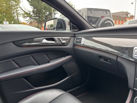 Mercedes-Benz CLS CLS400 AMG LINE 36