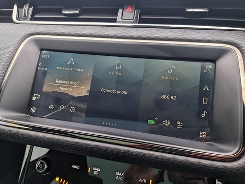 Land Rover Range Rover Evoque R-DYNAMIC S 29