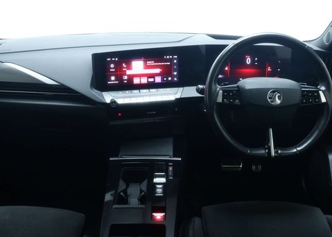 Vauxhall Astra 1.2 Astra Ultimate Turbo Auto 5dr 17