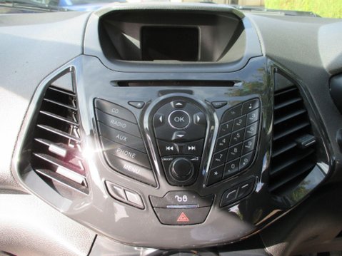Ford Ecosport 1.0T EcoBoost Titanium 2WD Euro 5 (s/s) 5dr 20