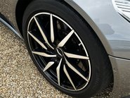 Aston Martin DB11 V12 32