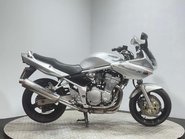 Suzuki Bandit 600 GSF S 2003 39K IDEAL COMMUTER BIKE 600CC A2 RESTRICTABLE 1