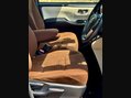 Toyota Noah Hybrid G 10