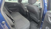 Renault Kadjar 1.5 dCi Dynamique Nav EDC Euro 6 (s/s) 5dr 28