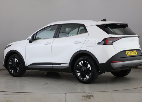 Kia Sportage 1.6 T-GDi HEV PURE 2