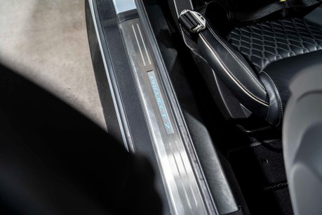 Jaguar F-Type PROJECT 7. 1 OF 250. LIGHTNING SILVER PAINTWORK. LOW MILEAGE. CERAMICS. 20
