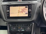 Volkswagen Tiguan 2.0 TDI SE Navigation DSG 4Motion Euro 6 (s/s) 5dr 14