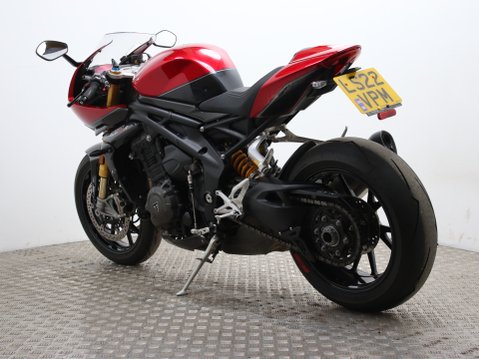 Triumph Speed Triple SPEED TRIPLE 1200 RR 6