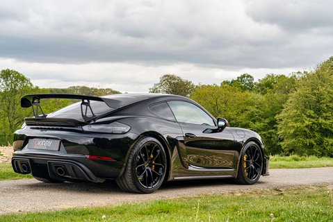 Porsche 718 4.0 718 Cayman GT4 3dr 5