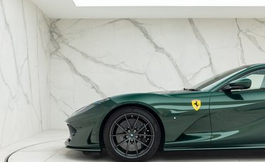 Ferrari 812 Superfast 36