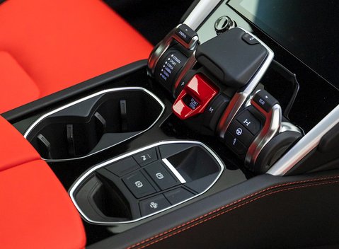 Lamborghini Urus 18