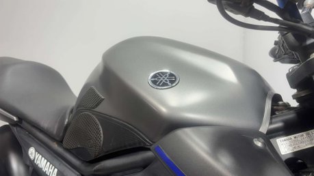 Yamaha XJ6 600 2013 43K GREAT RUNNING COMMUTER BIKE 600CC NAKED 17