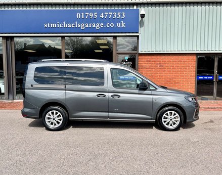 Ford Tourneo Connect 2.0 Tourneo Connect Titanium EcoBlue A 5dr 12