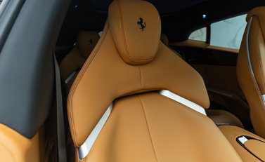 Ferrari Purosangue 16