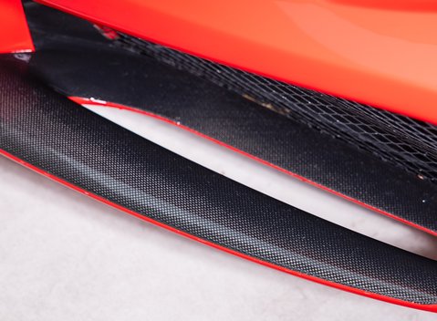 Ferrari 488 SPIDER 31