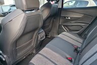 Peugeot 3008 BLUEHDI S/S ALLURE..1 PREVIOUS OWNER ,8 SERVICES,SAT NAV,FANTASTIC CAR 19