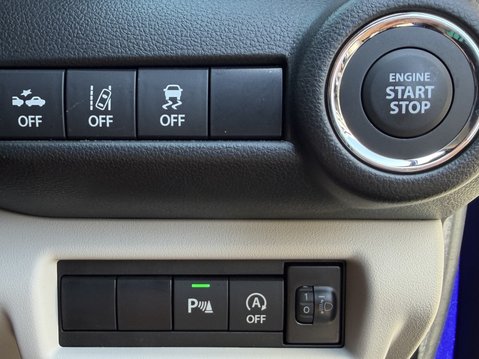 Suzuki Swift 1.2 Mild Hybrid Ultra ALLGRIP 5dr 33
