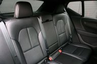 Volvo XC40 2.0 XC40 R-Design Pro B4 MHEV AWD Auto 4WD 5dr 5