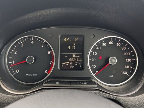 Volkswagen Polo SE DSG 31