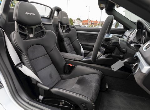 Porsche Boxster Spyder 14