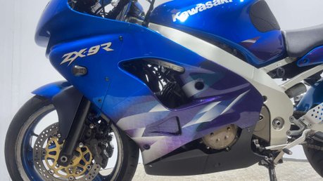 Kawasaki ZX ZX9R C1 1999 RUNNING PROJECT BIKE SPARES OR REPAIR 900CC 9
