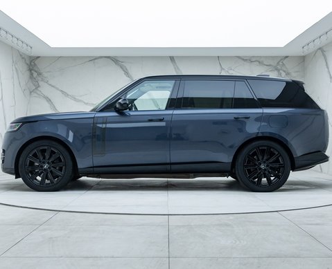 Land Rover Range Rover P460e Autobiography LWB 