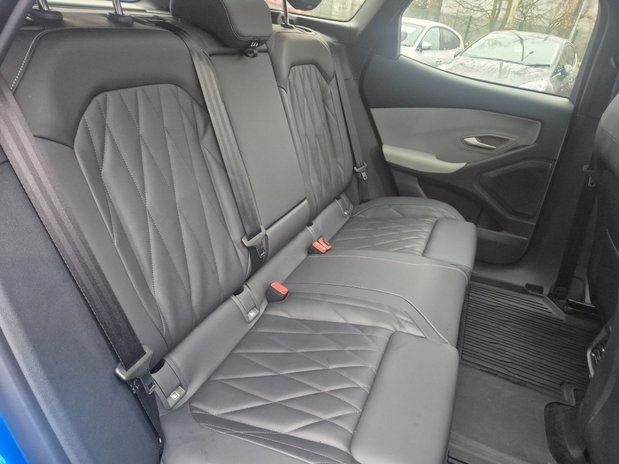 Ford Explorer Premium 286 77kWh Extended Range Auto *ex-demo* 12