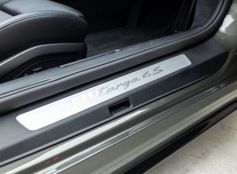 Porsche 911 Targa 4S (992) 37