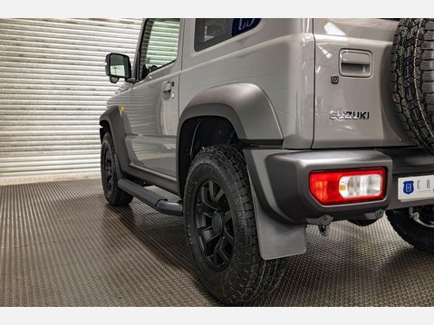 Suzuki Jimny Sierra ALLGrip SUV 1.5 Euro 6 (101 ps) 82