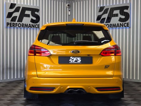 Ford Focus 2.0T EcoBoost ST-3 Estate 5dr Petrol Manual Euro 6 (s/s) (250 ps) 31