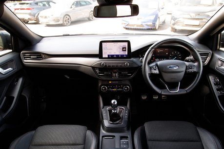 Ford Focus ST-LINE X