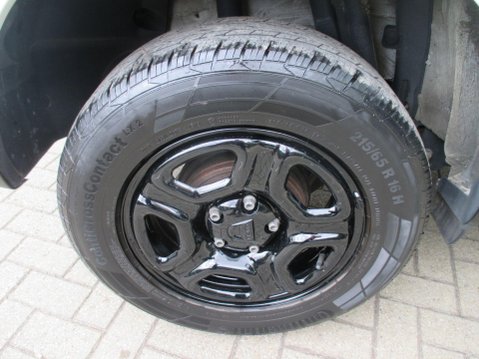 Dacia Duster 1.6 SCe Essential Euro 6 (s/s) 5dr 10
