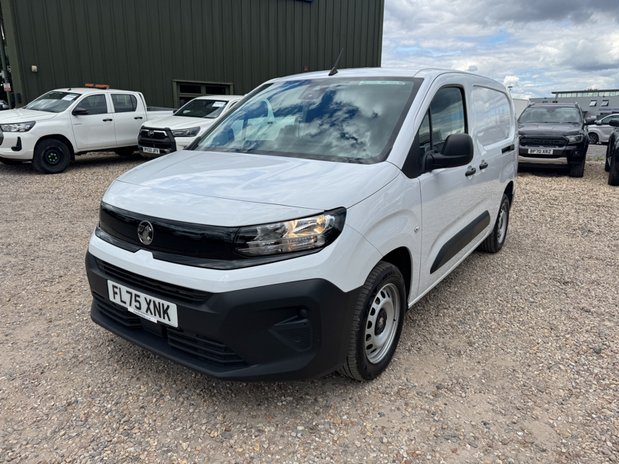 Vauxhall Combo Crew Cab [SOLD CR] LWB L2H1 Low Roof Prime Air Con Cruise Sensors Nav EURO 3
