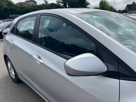 Hyundai i30 1.6 Active Auto Euro 5 5dr 13