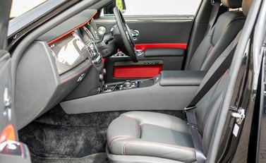 Rolls-Royce Ghost Black Badge 15