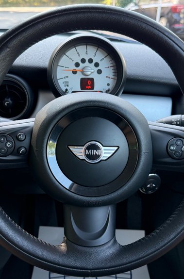 Mini Clubman COOPER AUTOMATIC - TWO OWNERS - £4475 FACTORY EXTRAS 