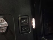 Land Rover Defender 2.0 SD4 S SUV 5dr Diesel Auto 4WD Euro 6 (s/s) (240 ps) 48