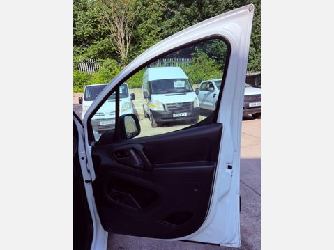 Citroen Berlingo 1.6 HDi 625 Enterprise Panel Van 5dr Diesel Manual L1 (131 g/km, 75 bhp) 40