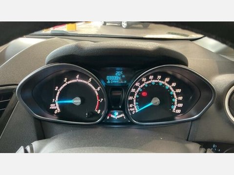 Ford Fiesta 1.0T EcoBoost Zetec Euro 5 (s/s) 5dr 8