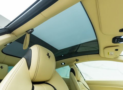 Ferrari GTC4 Lusso T 16