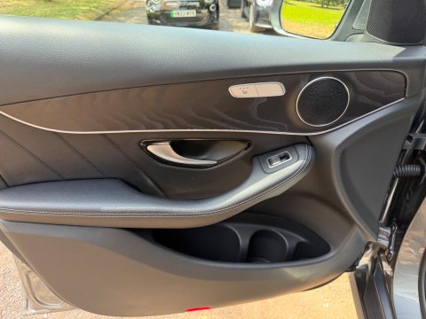 Mercedes-Benz GLC GLC 250 4MATIC AMG LINE 46