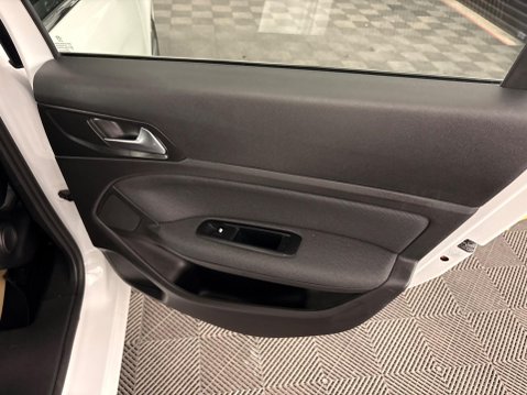 Peugeot 308 1.2 PureTech GPF Allure Euro 6 (s/s) 5dr 34
