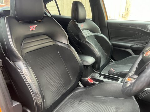 Ford Focus 2.3T EcoBoost ST Hatchback 5dr Petrol Manual Euro 6 (s/s) (280 ps) 11