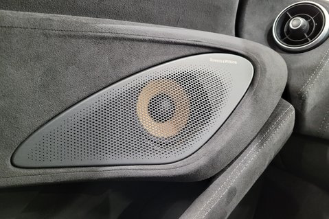 McLaren 600LT V8 SSG 18