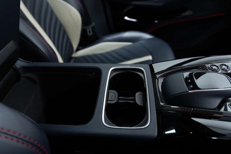 Aston Martin DBX 4.0 DBX V8 Auto 4WD 5dr 29