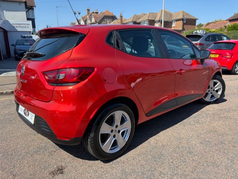 Renault Clio 1.2 16v EXPRESSION PLUS 2