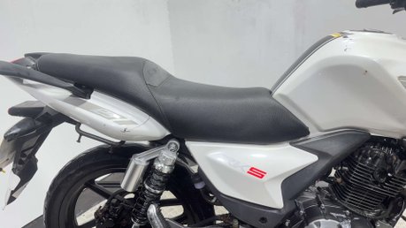 Keeway RKS 2018 4K PROJECT BIKE LEARNER BIKE SPARES OR REPAIR 125CC 28