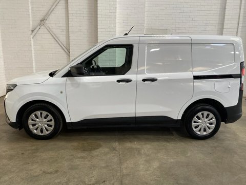 Ford Transit Courier TREND ECOBOOST 11